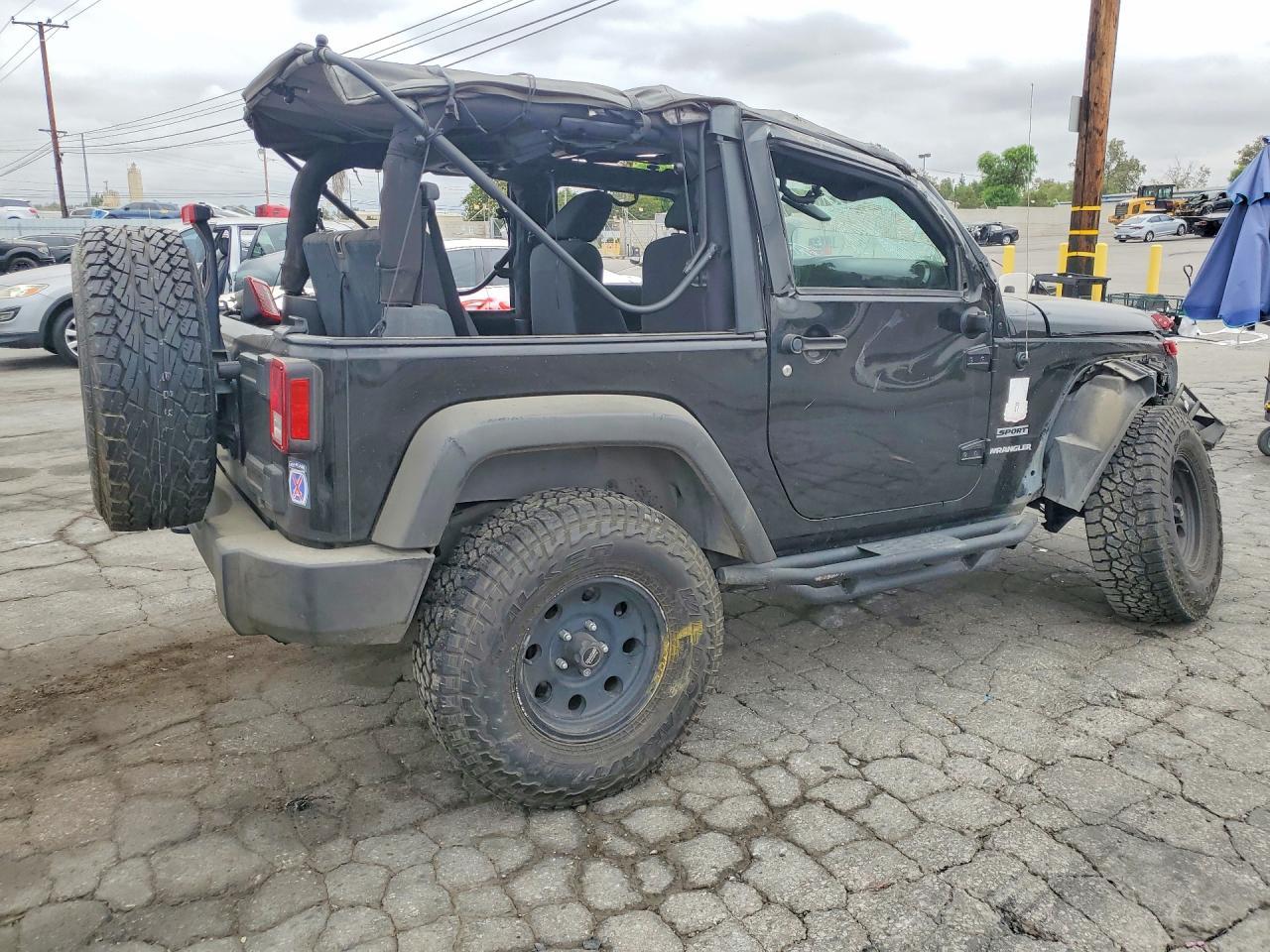 2012 Jeep Wrangler Sport - Фото 3