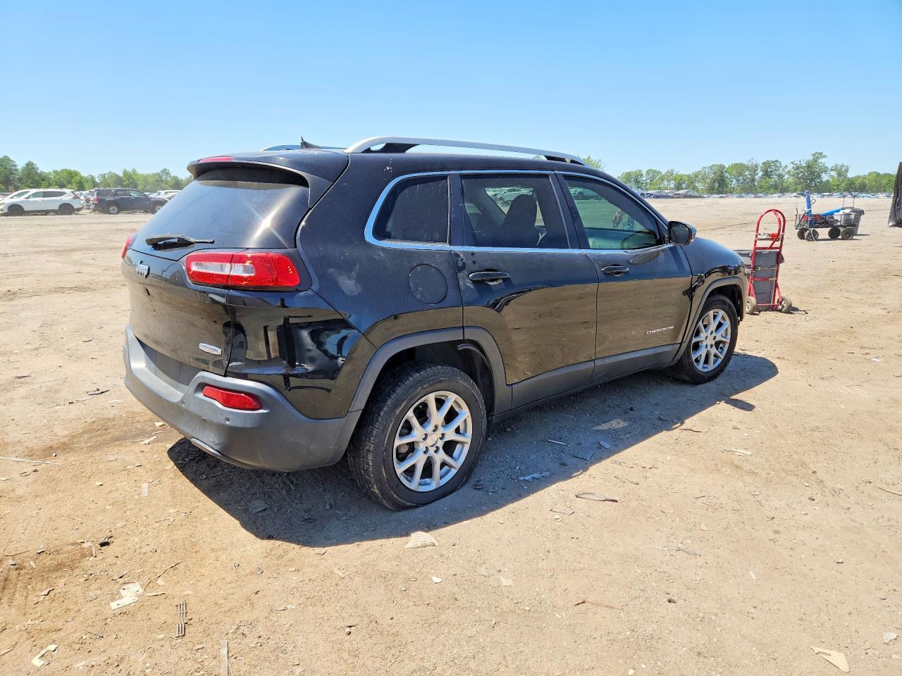 2017 Jeep Cherokee Latitude - Фото 3