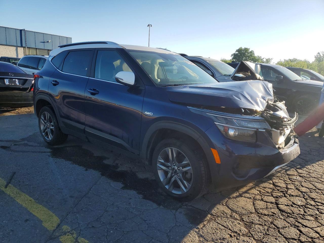 2022 Kia Seltos S - Image 4