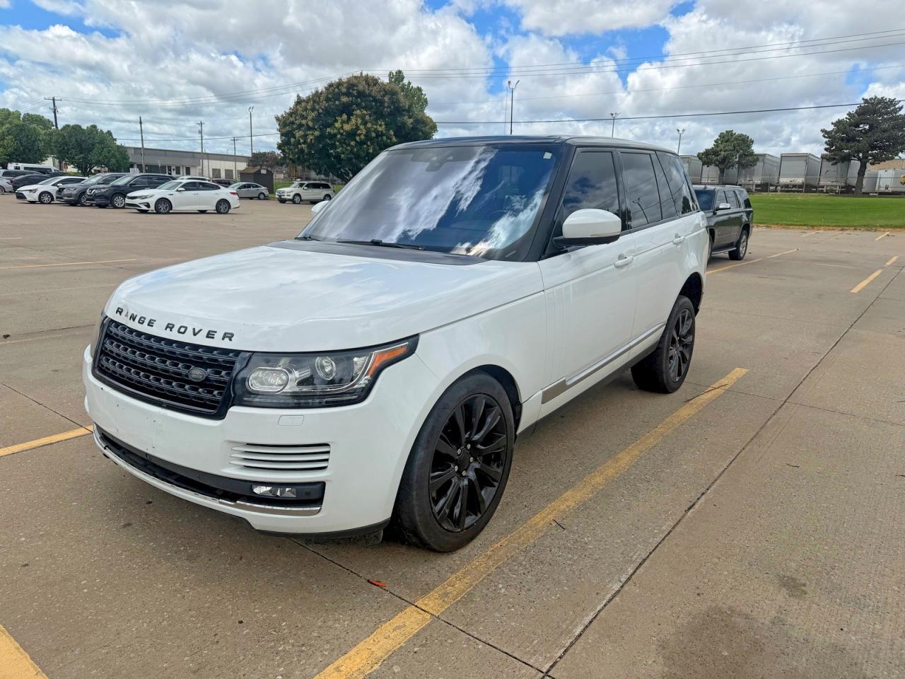 2017 Land Rover Range Rover Supercharged - Image 2