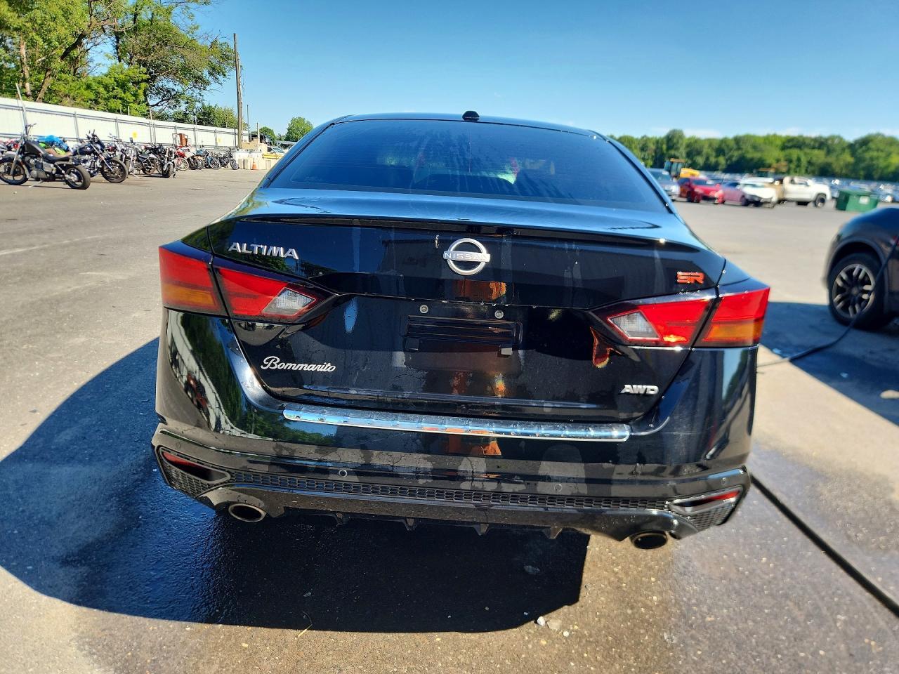2023 Nissan Altima Sr - Фото 6