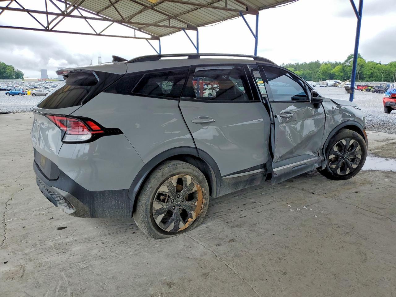 2023 Kia Sportage X Line - Image 3