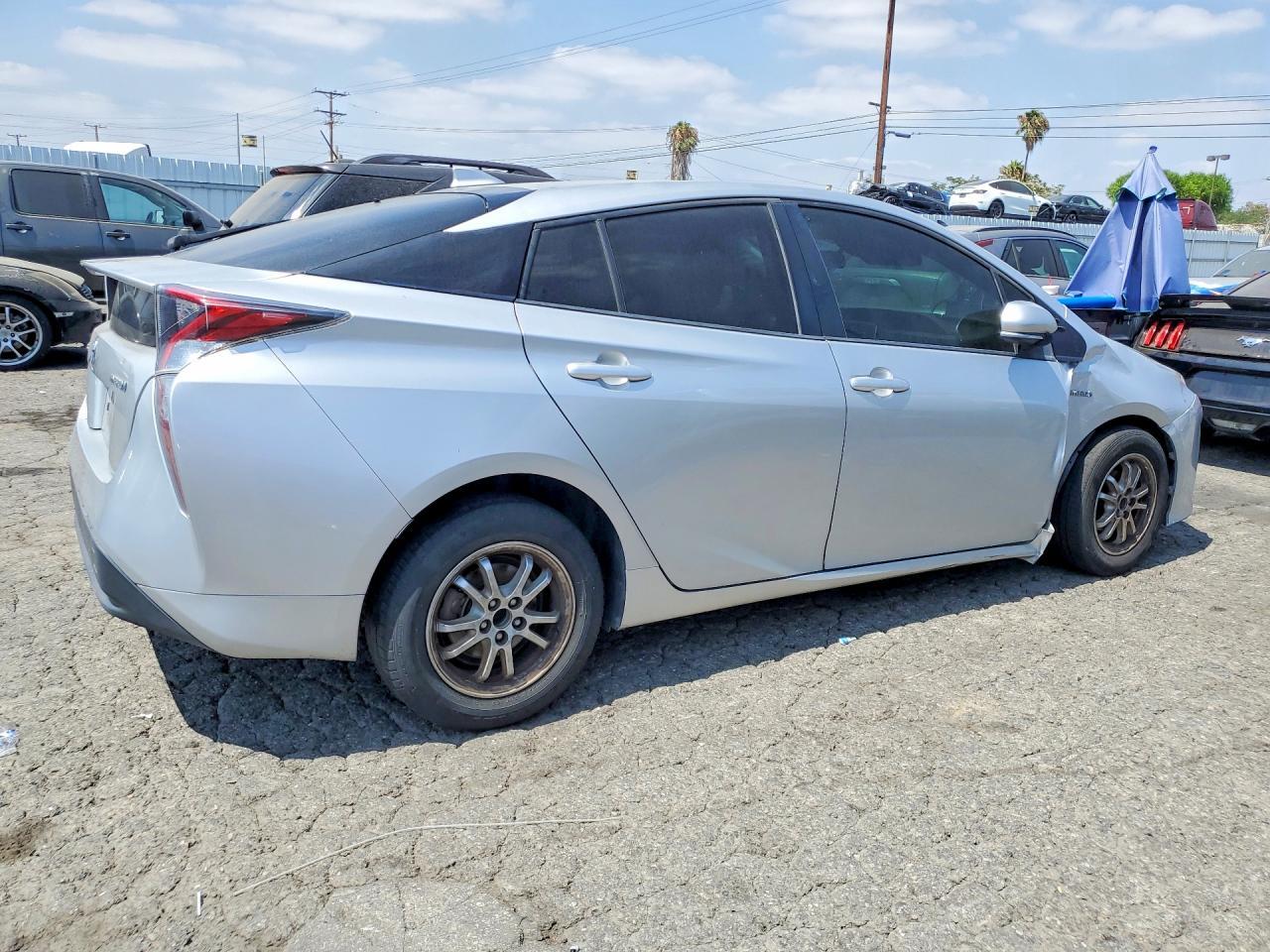 2017 Toyota Prius Two - Image 3