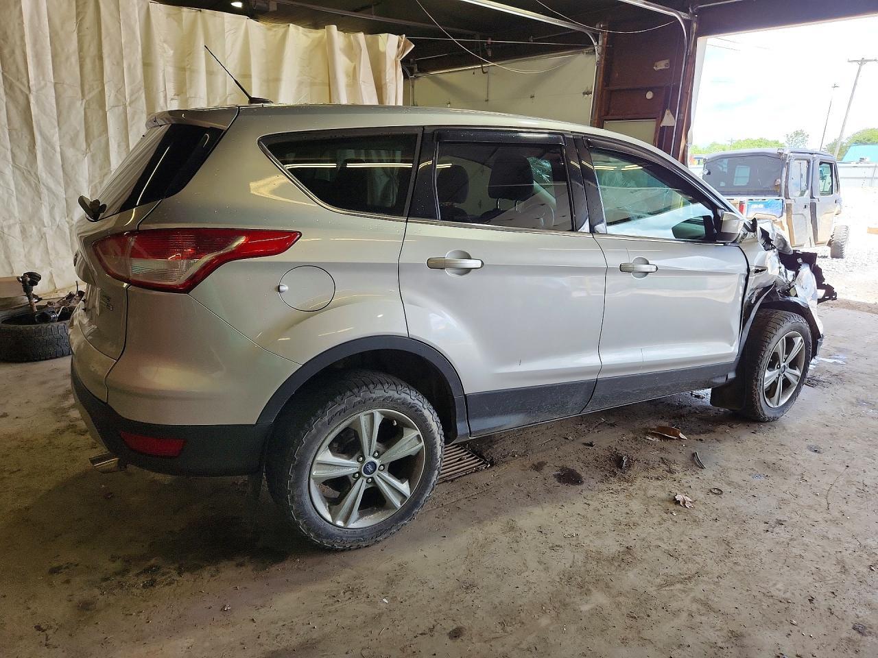 2015 Ford Escape Se - Image 3