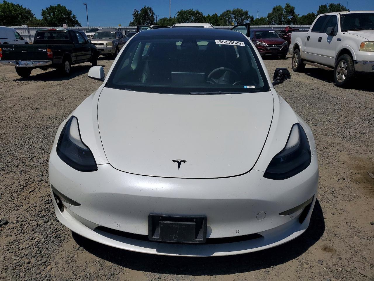 2022 Tesla Model 3 - Фото 5