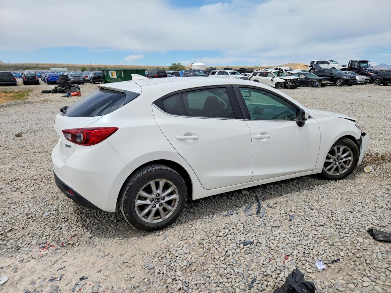 2016 Mazda 3 Touring - Фото 3