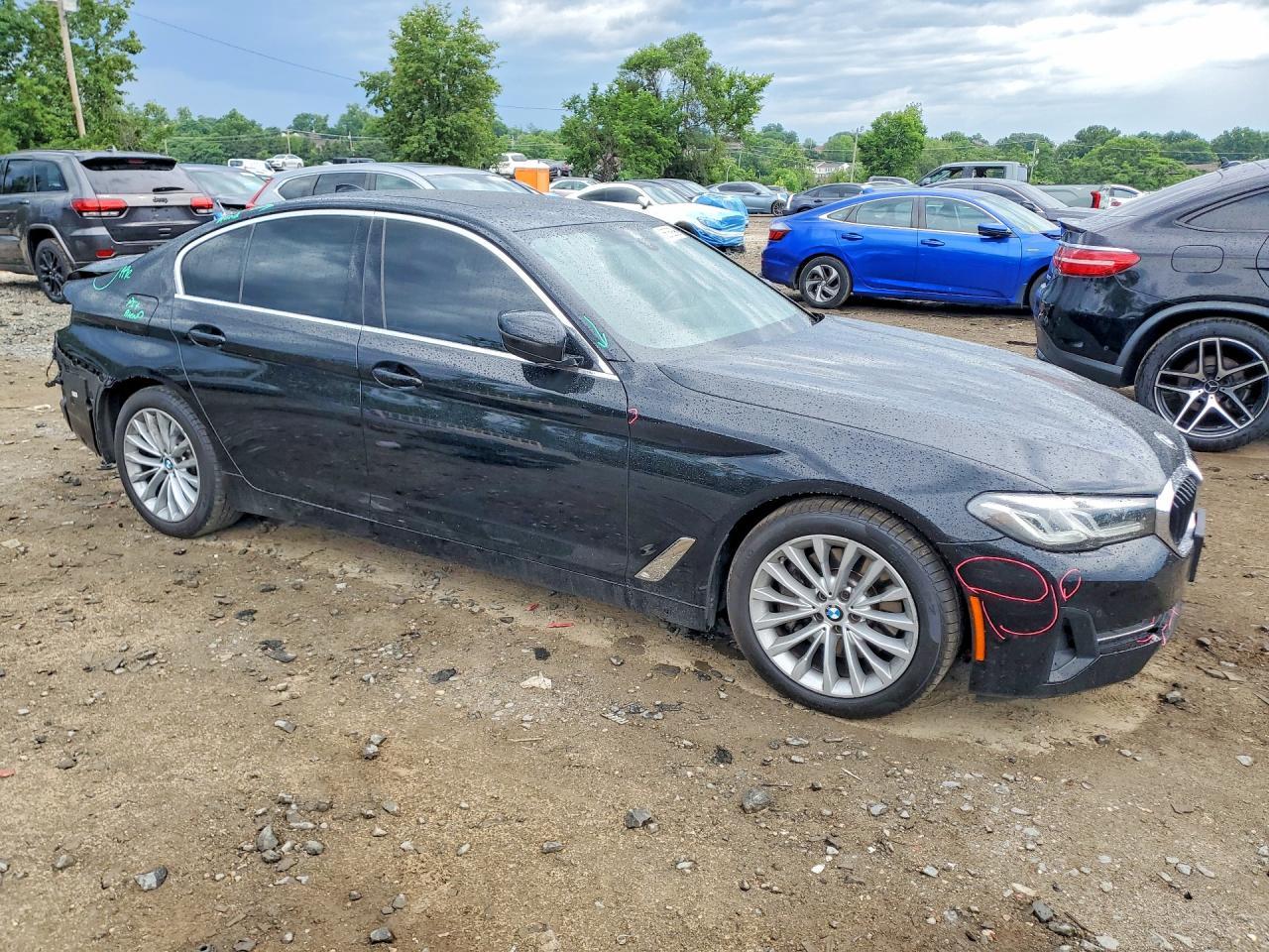 2021 BMW 530 Xi - Фото 4