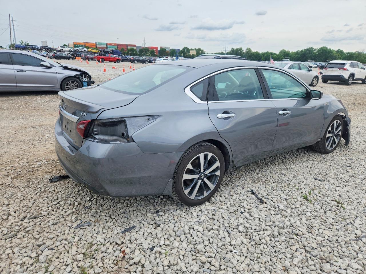 2017 Nissan Altima 2.5 Sr - Фото 3