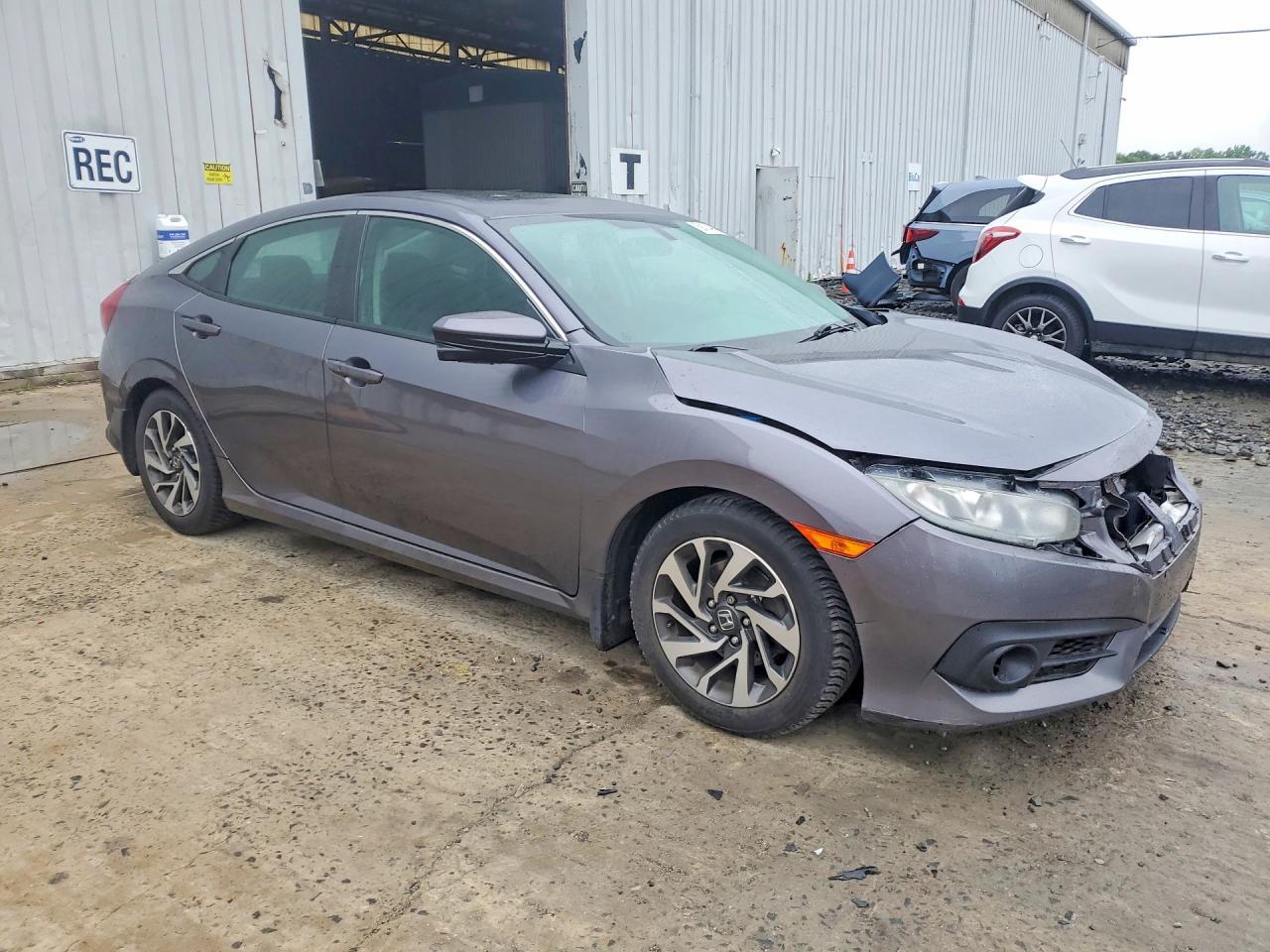2018 Honda Civic 1.3 Dx - Image 4