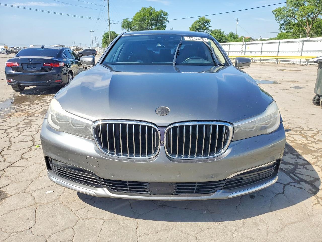 2016 BMW 740 I - Image 5