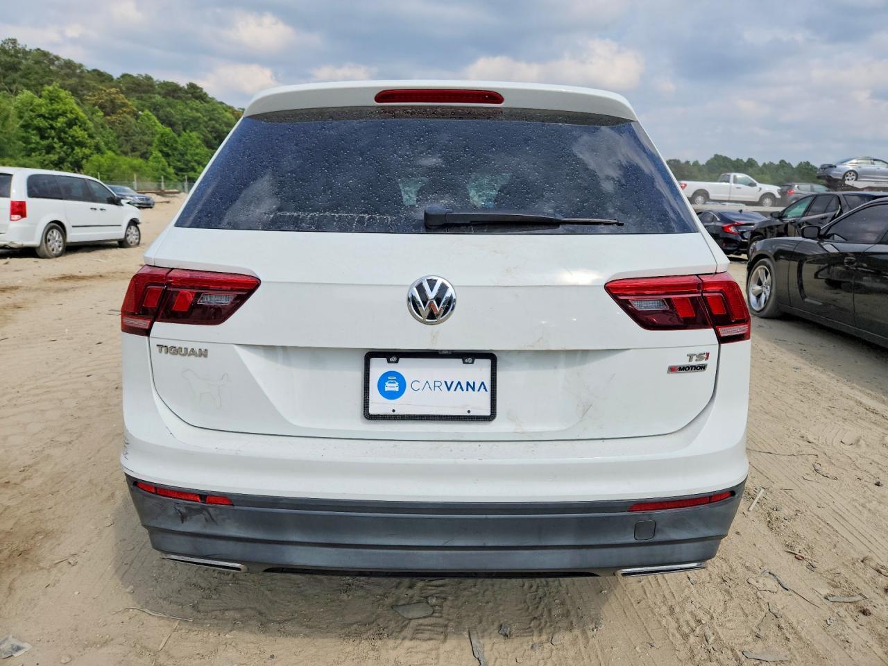 2018 Volkswagen Tiguan S - Фото 6