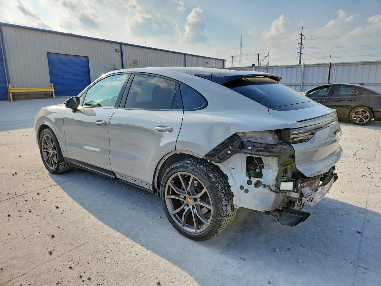 2022 Porsche Cayenne S Coupe - Image 2