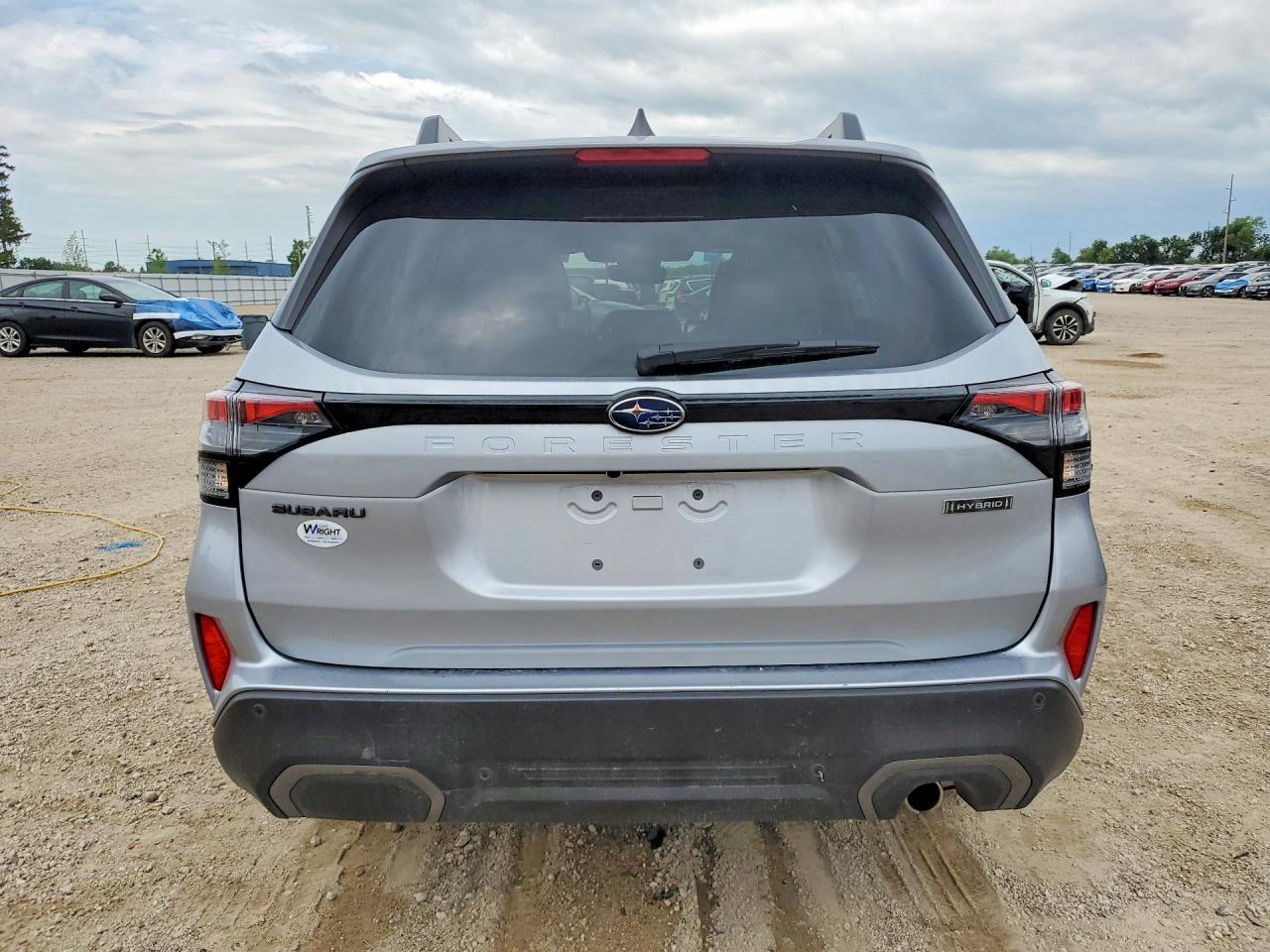 2025 Subaru Forester Limited - Фото 6