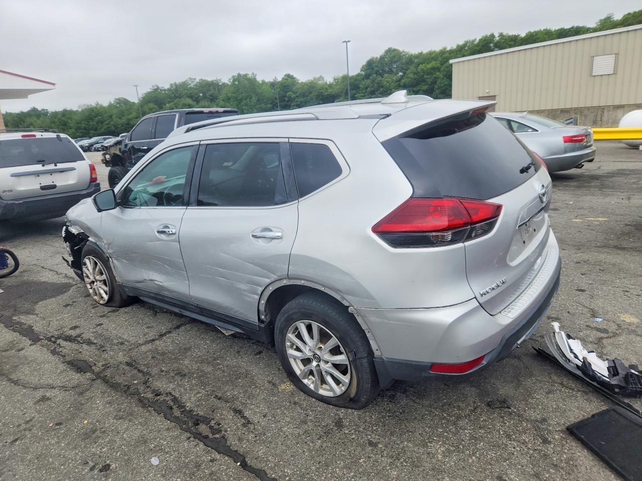 2018 Nissan Rogue Sv - Фото 2