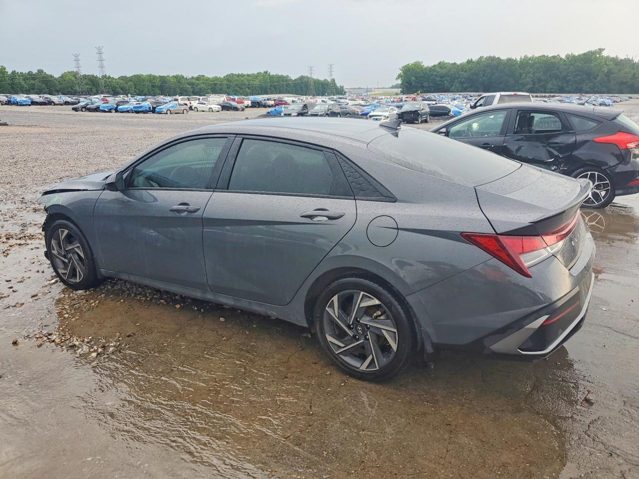 2025 Hyundai Elantra Sel Sport - Фото 2