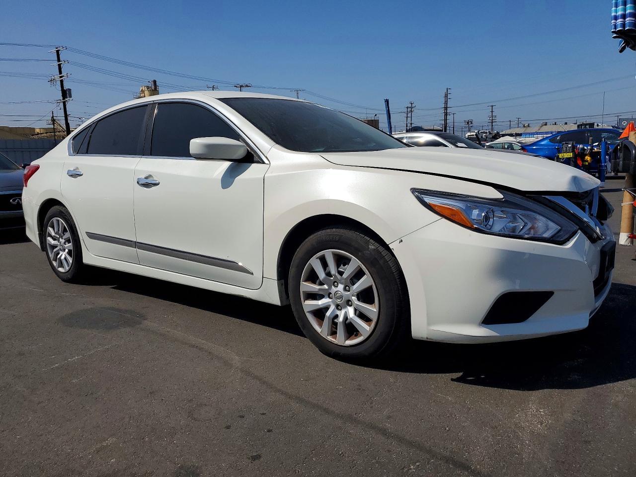 2016 Nissan Altima 2.5 S - Image 4
