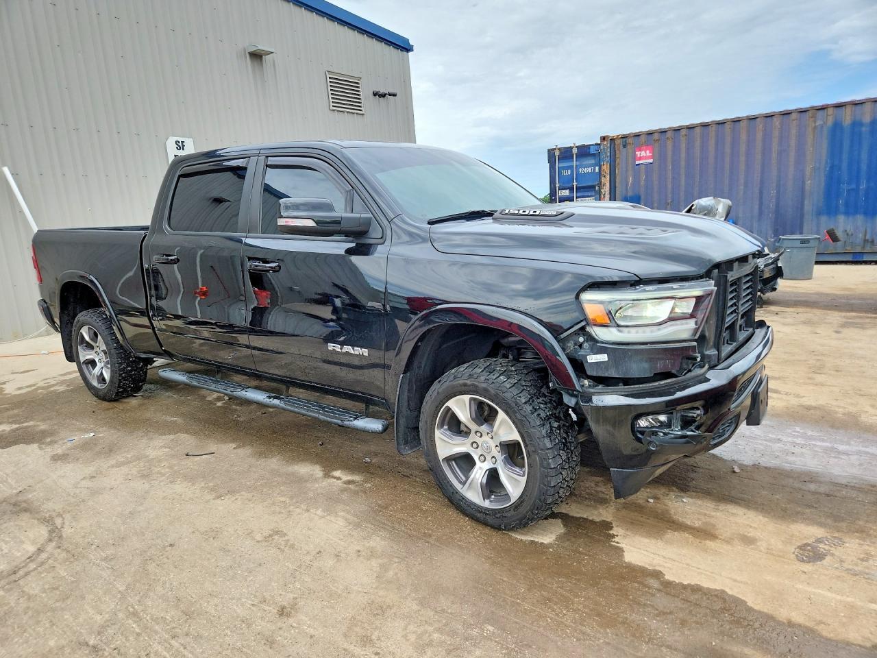 2022 Ram 1500 Laramie - Image 4