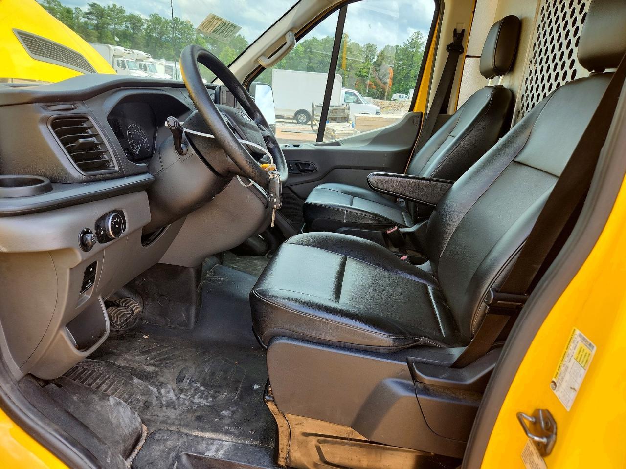 2021 Ford Transit T-250 Delivery Van - Фото 7