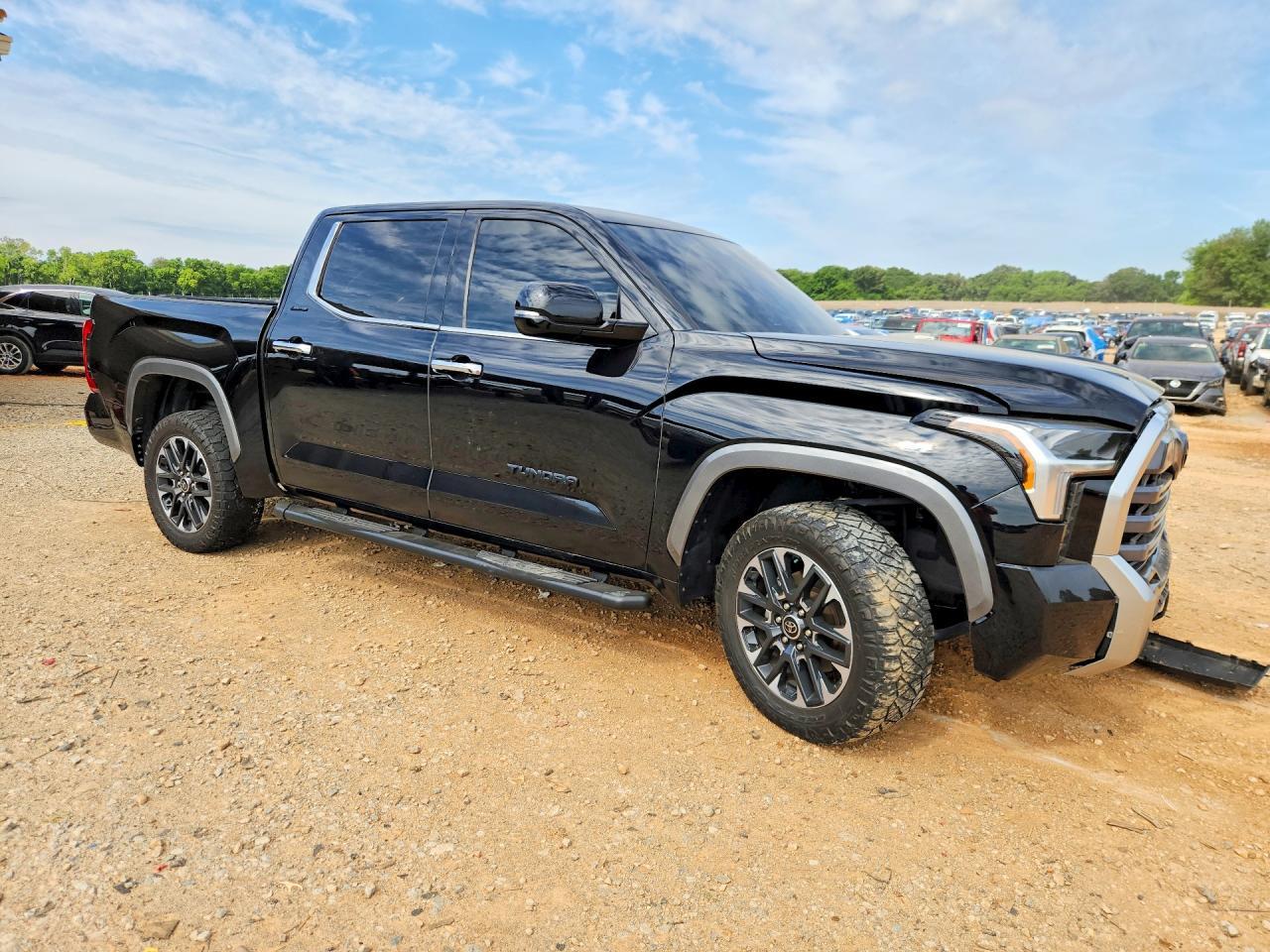 2024 Toyota Tundra Crewmax Limited - Image 4