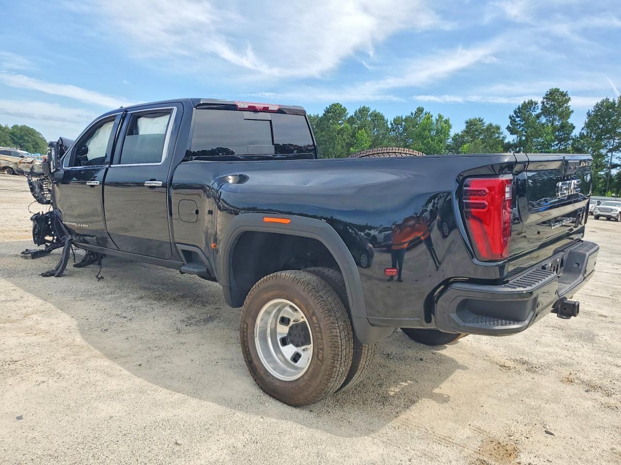 2025 GMC Sierra K3500 Denali Ultimate - Фото 2
