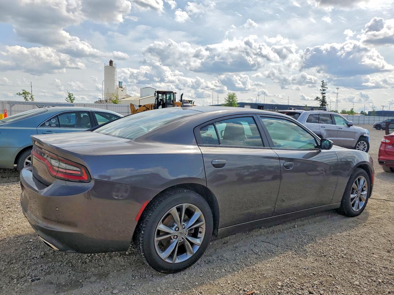 2021 Dodge Charger Sxt - Фото 3