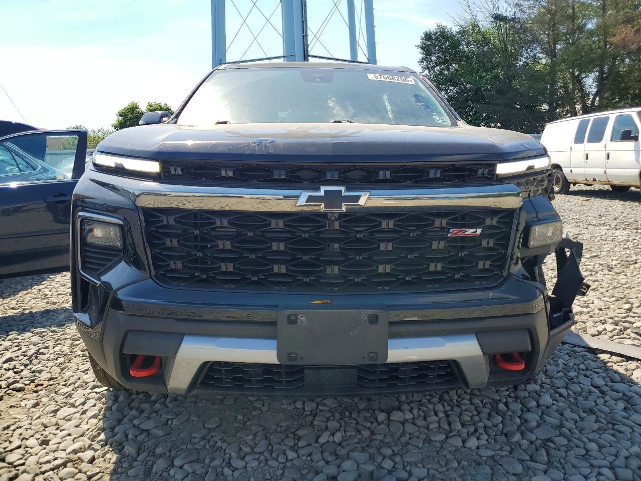 2024 Chevrolet Traverse Lt Z71 - Image 5