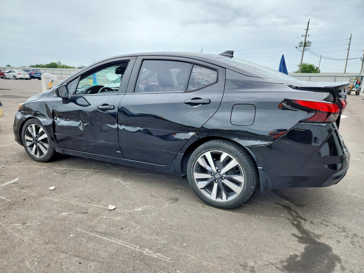 2020 Nissan Versa Sr - Фото 2