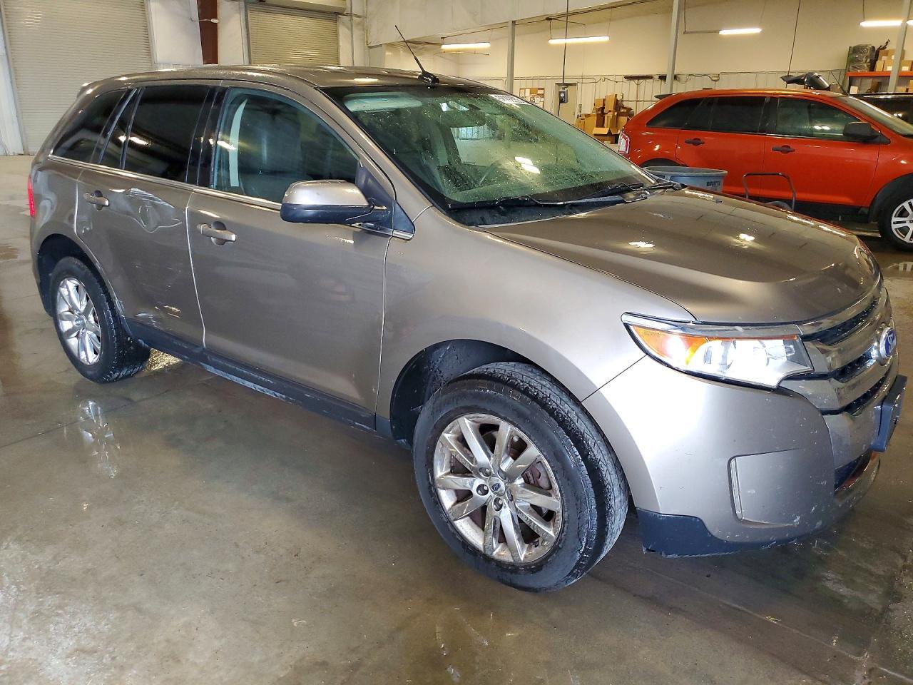 2013 Ford Edge Limited - Image 4