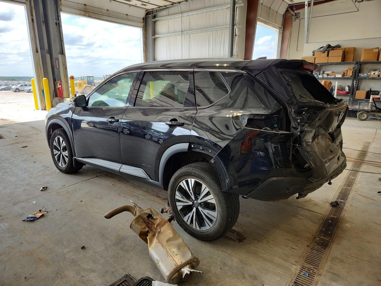 2021 Nissan Rogue Sv - Фото 2
