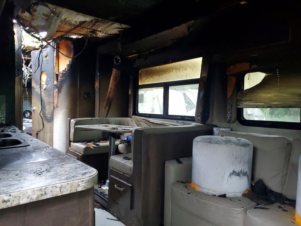 2019 Jayco Redhawk Rv - Image 6