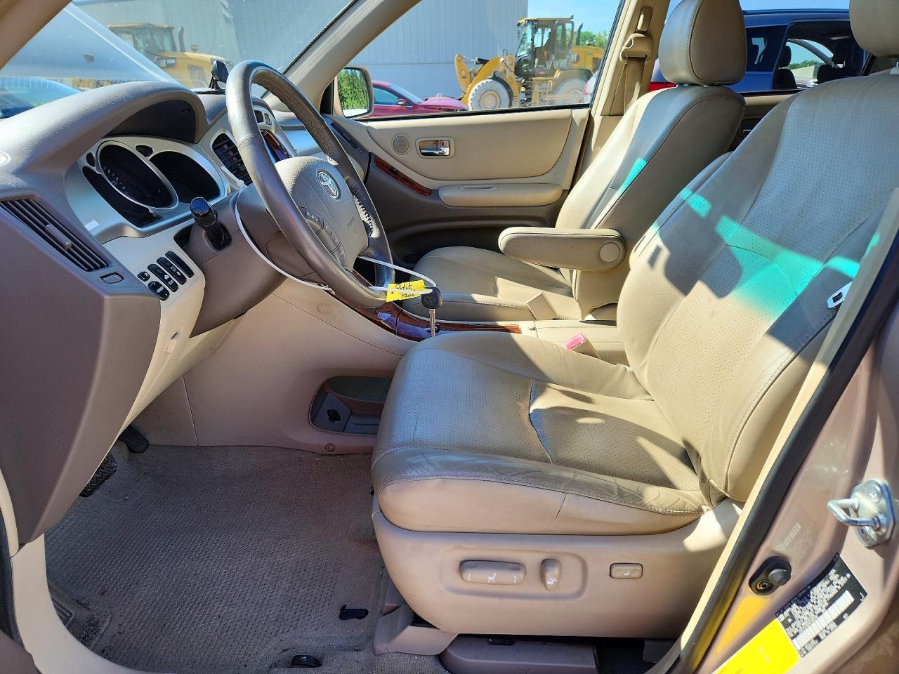 2005 Toyota Highlander Limited - Image 7