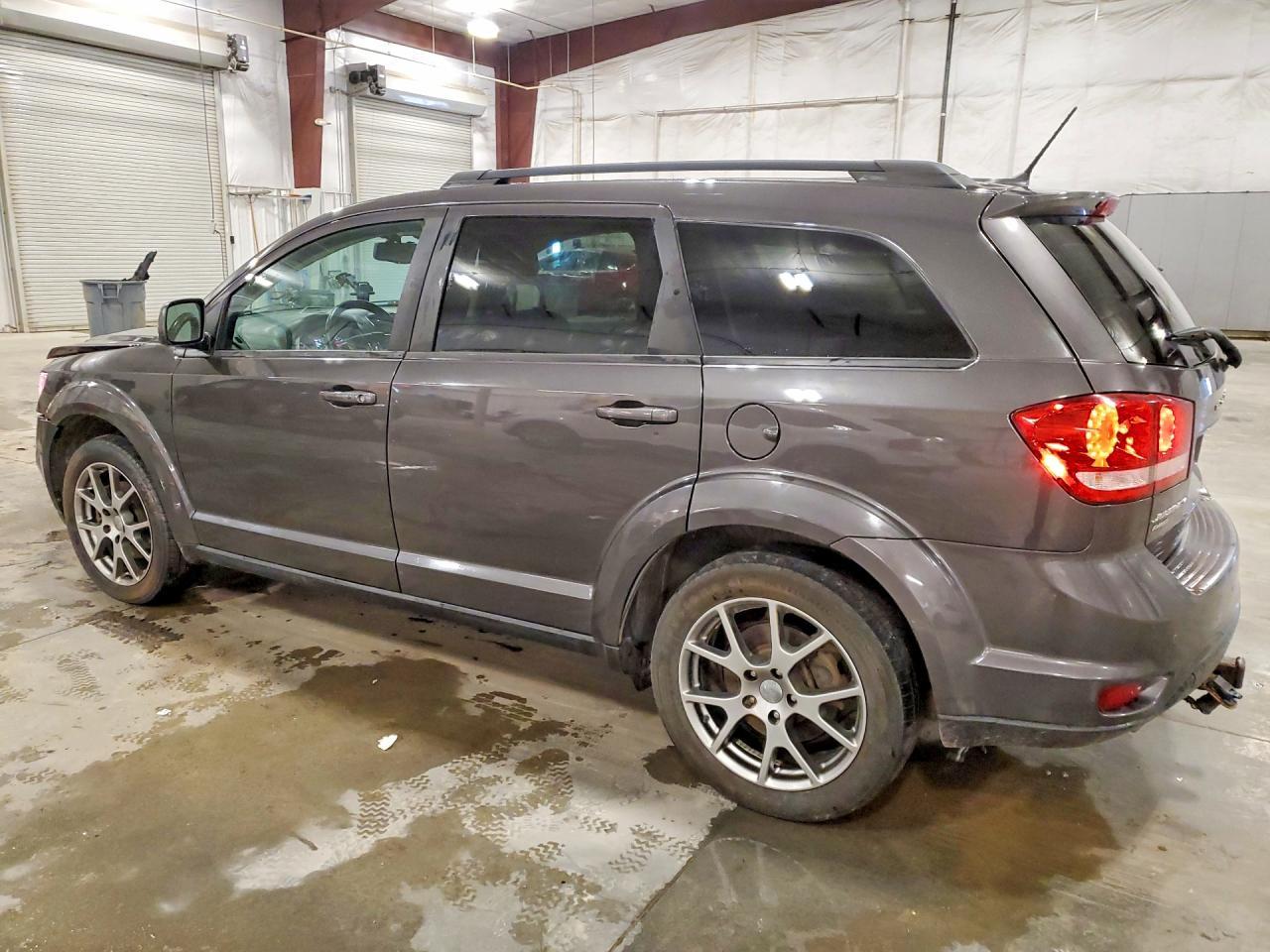 2016 Dodge Journey R/T - Image 2