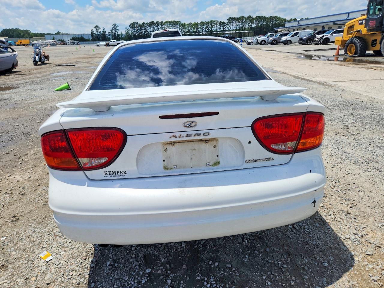 2002 Oldsmobile Alero Gl - Image 6