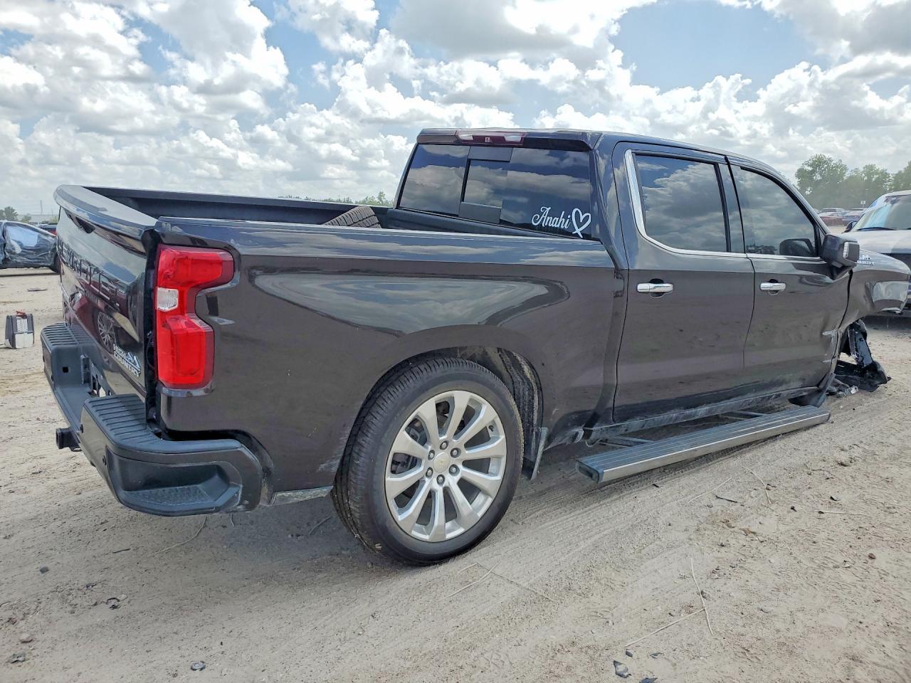 2019 Chevrolet Silverado C1500 High Country - Image 3