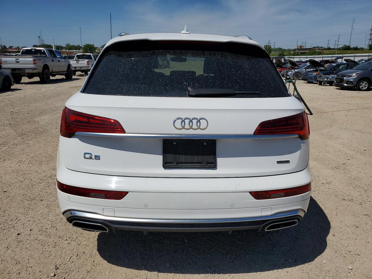 2022 Audi Q5 E Premium 55 - Image 6