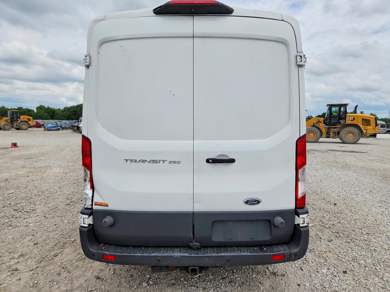 2018 Ford Transit T-250 - Image 6