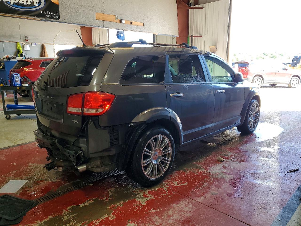 2014 Dodge Journey R - Image 3