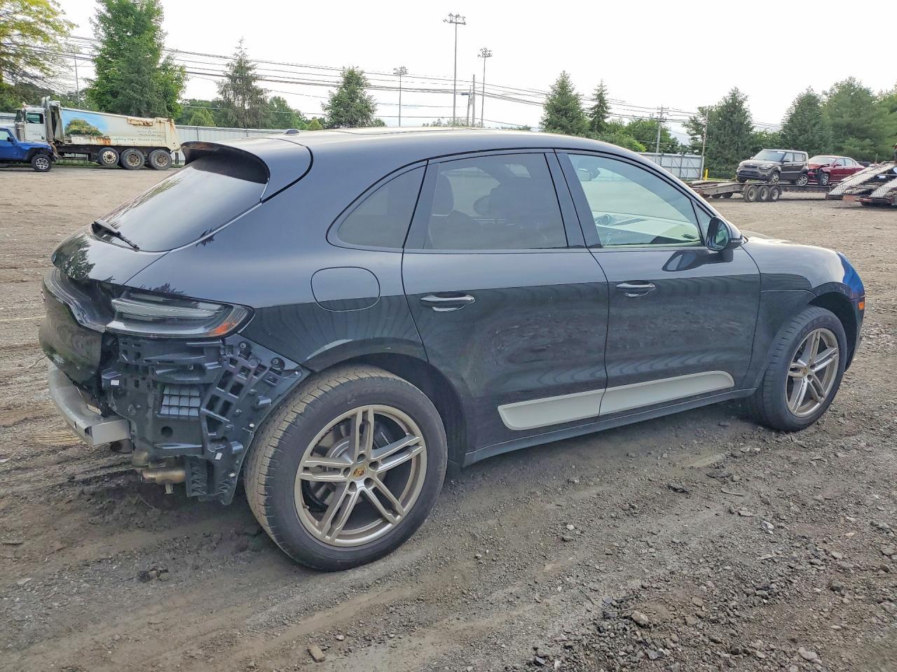 2020 Porsche Macan - Фото 3