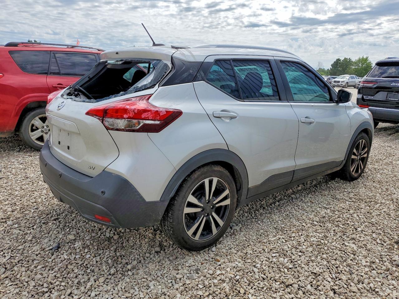2020 Nissan Kicks - Image 3