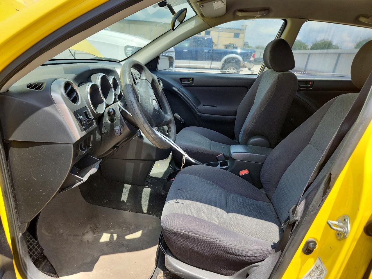 2004 Toyota Matrix Base - Фото 7