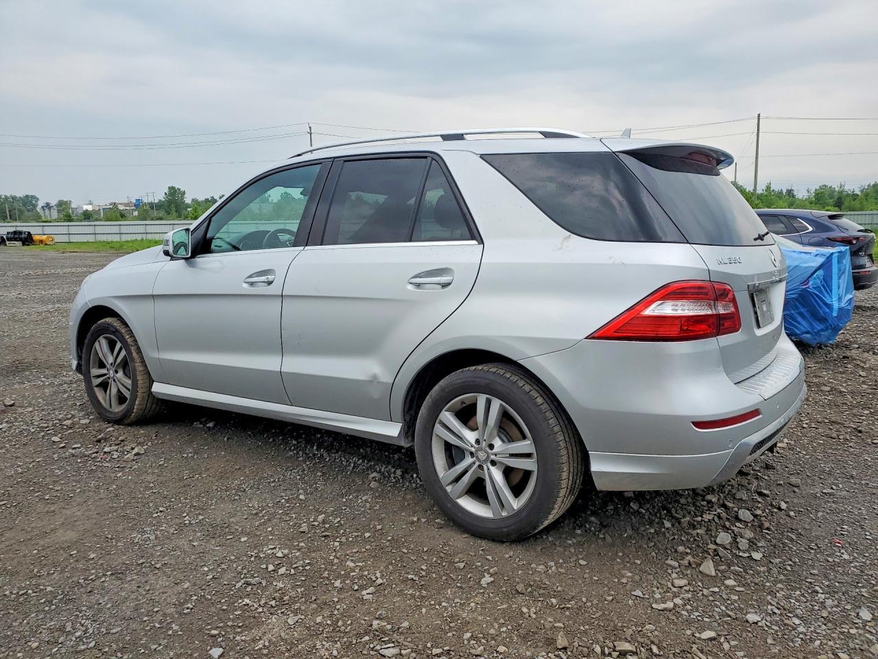 2015 Mercedes-Benz Ml 350 Bluetec - Image 2