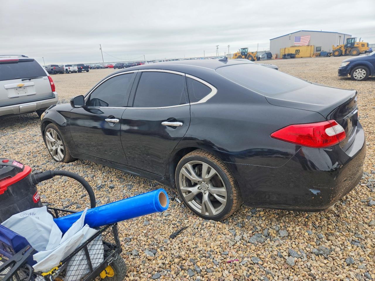 2012 Infiniti M37 Base - Image 2