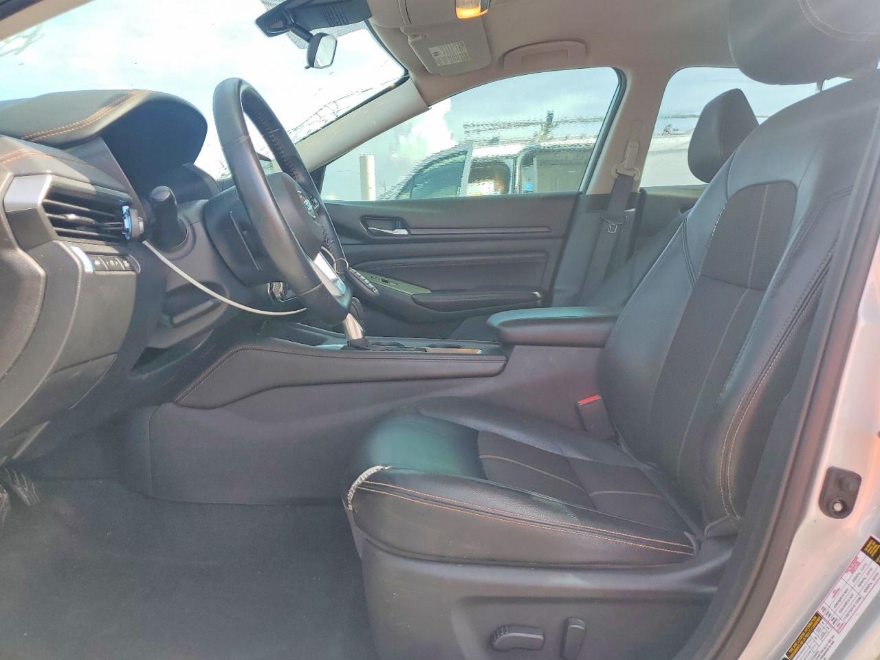 2020 Nissan Altima Sr - Image 7