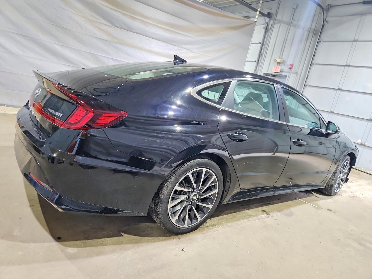2023 Hyundai Sonata Limited - Image 3