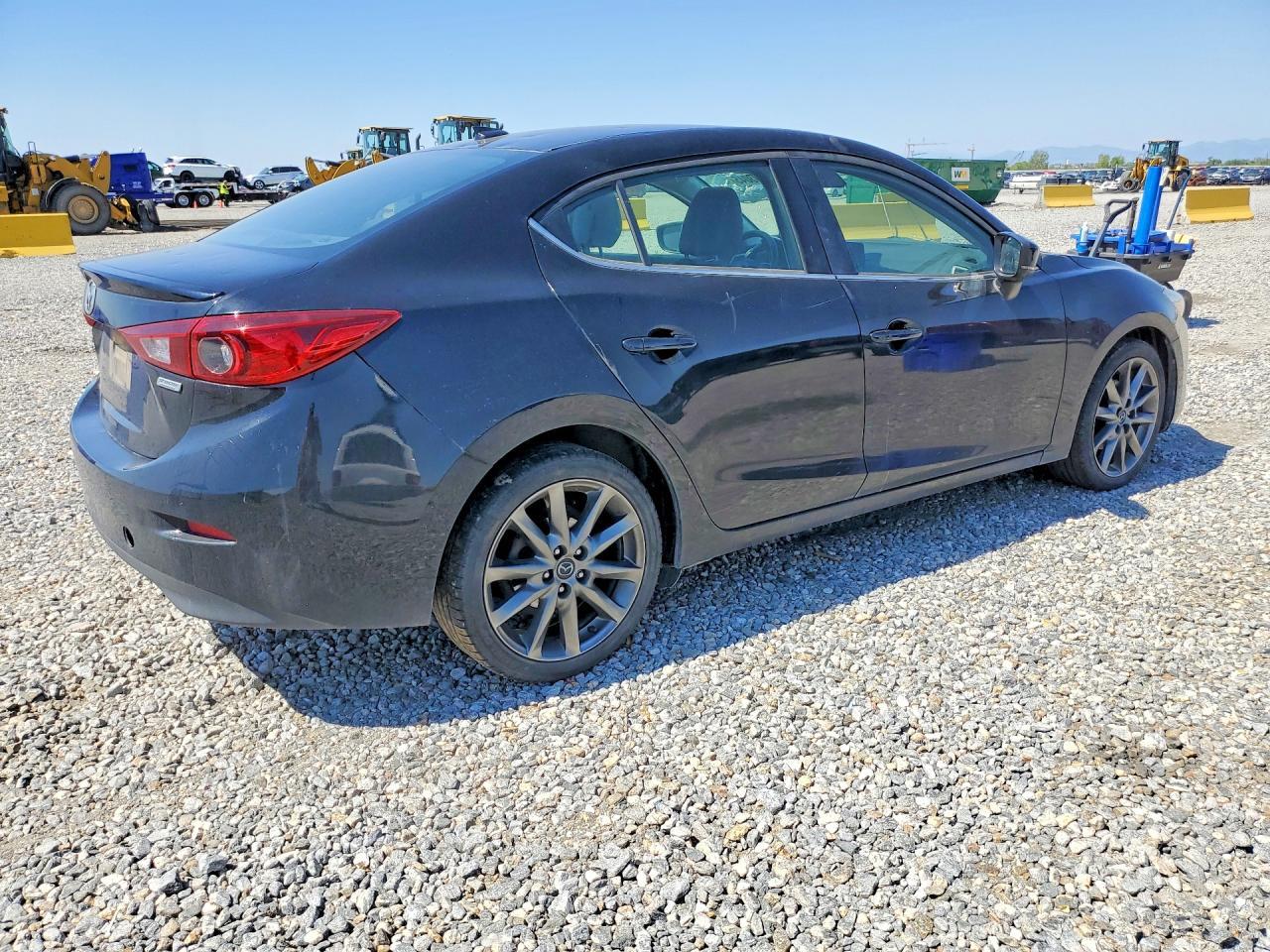 2018 Mazda 3 Touring - Фото 3
