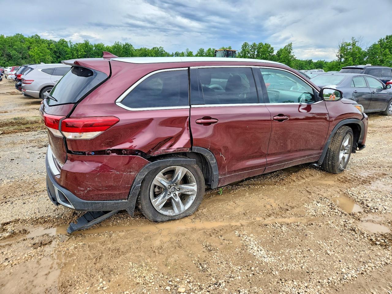 2017 Toyota Highlander Limited Platinum - Фото 3