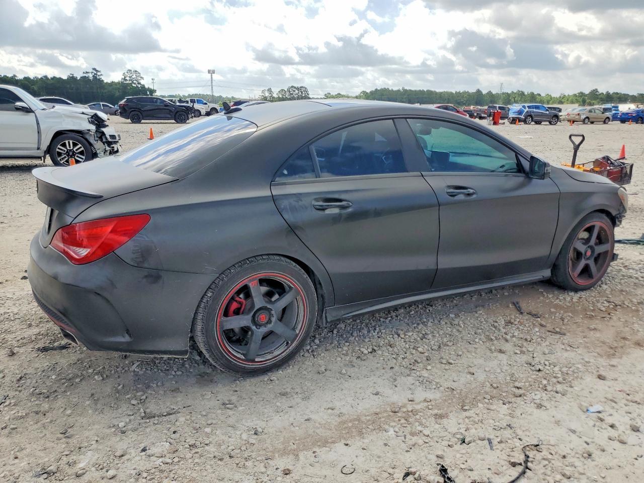 2016 Mercedes-Benz Cla 250 - Фото 3