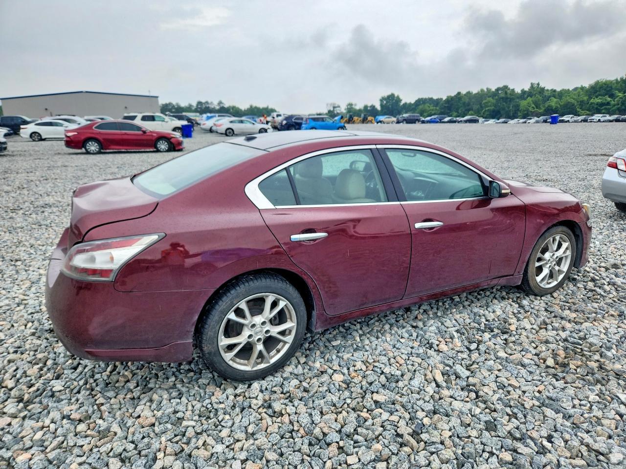 2012 Nissan Maxima 3.5 S - Фото 3