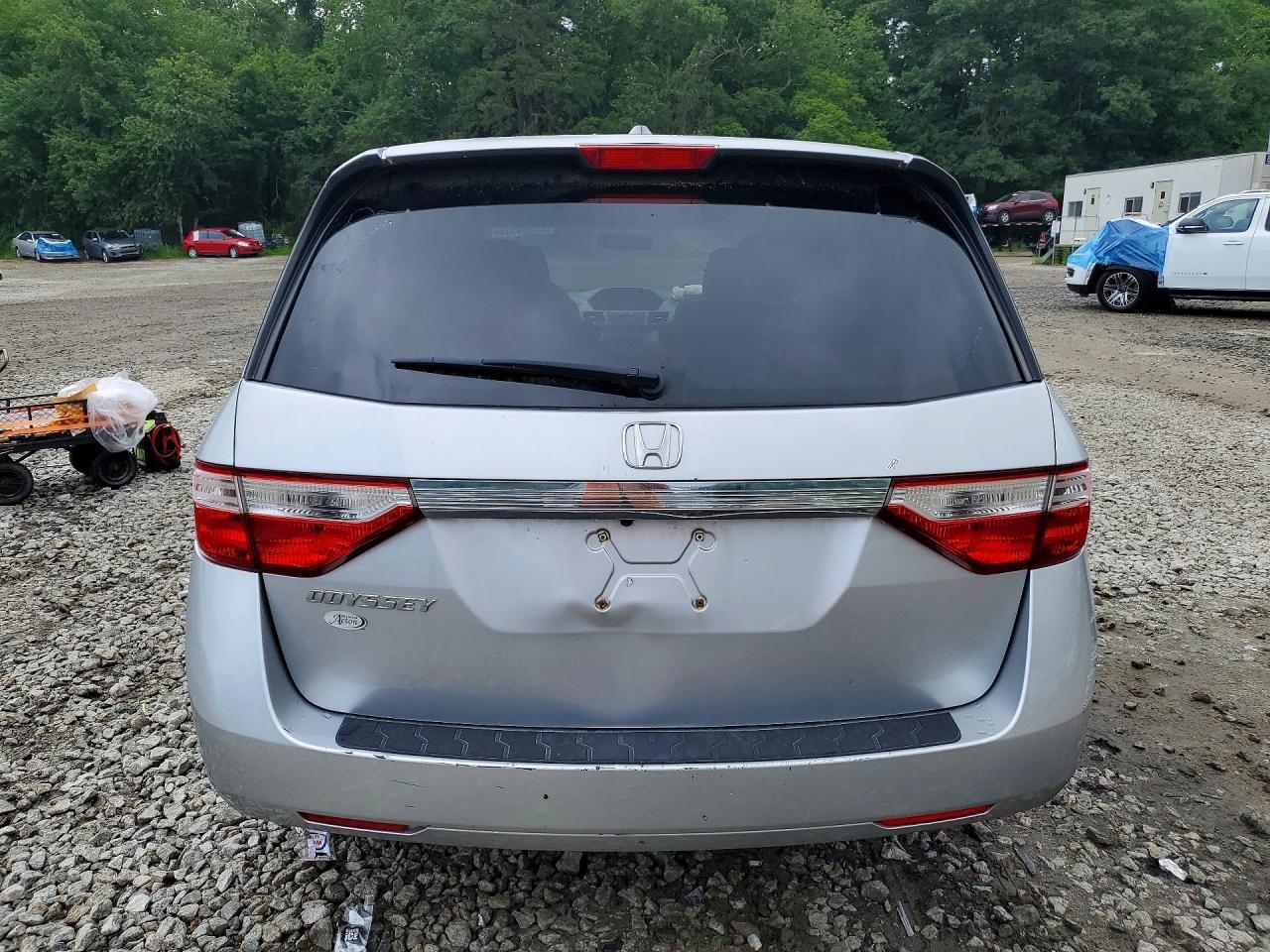 2013 Honda Odyssey Exl - Image 6