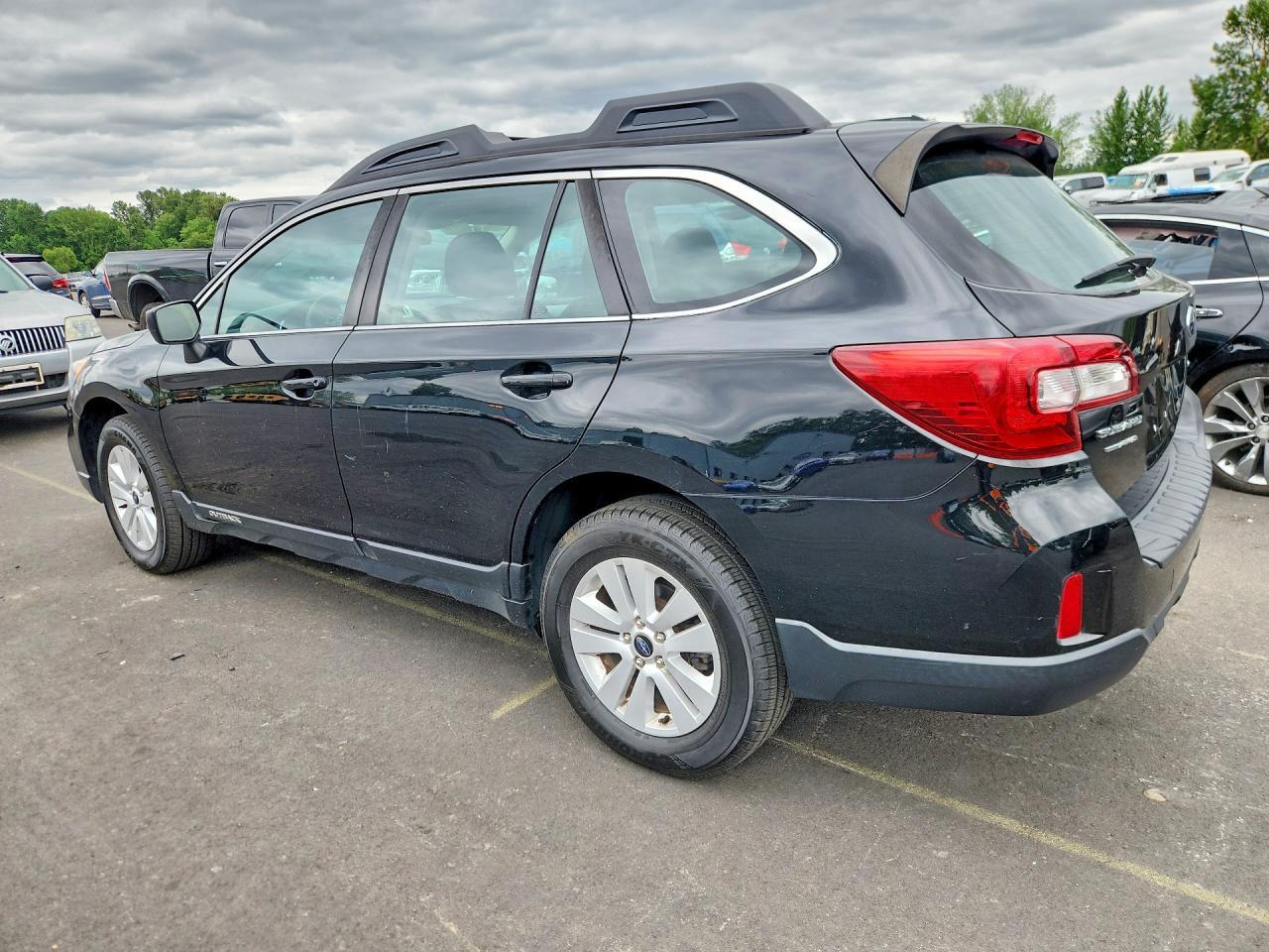 2017 Subaru Outback - Фото 2
